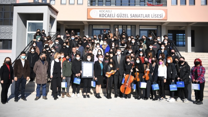 BAŞKAN KOCAMAN KOCAELİ GÜZEL SANATLAR LİSESİ’NDE