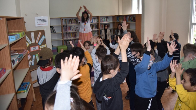 Kartepe’de kütüphane haftası kutlandı