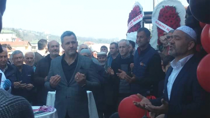 KARTEPE EŞME’DE MÜTEVAZİ AÇILIŞ