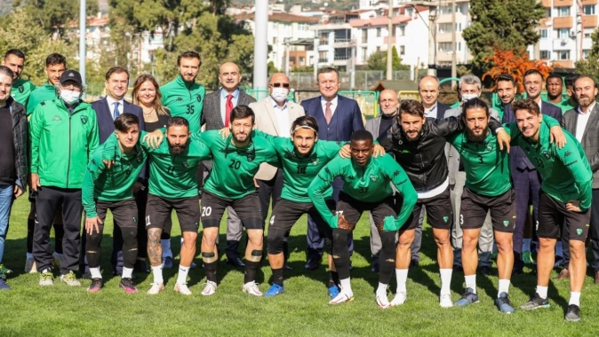 Kocaeli Kent Konseyi’nden Kocaelispor'a moral ziyareti