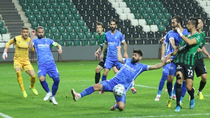 KOCAELİ SPOR 2 - 1 YAPARAK NEFES ALDI