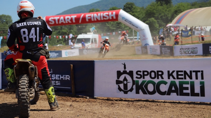 Süper Enduro GP, Kocaeli’de tamamlandı... Yarışlar nefes kesti!