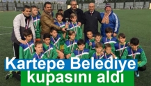 Kartepe Belediye kupasını aldı