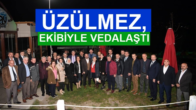 ÜZÜLMEZ, EKİBİYLE VEDALAŞTI